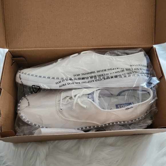 BNWT KEDS CHAMPION WAVE CANVAS SNEAKERS SIZE 8 - Picture 6 of 8